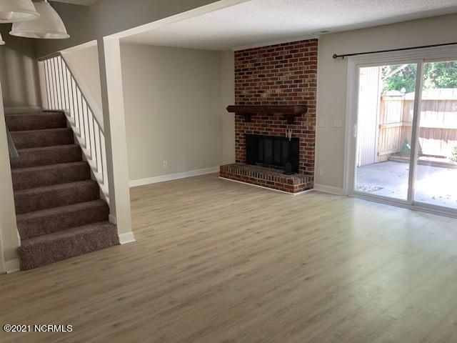Building Photo - 1851 Quail Ridge Rd