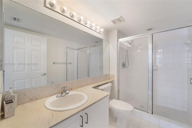 Foto del edificio - 1155 Brickell Bay Dr