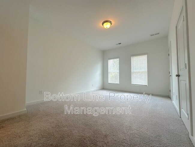 Foto del edificio - 2145 Noble Townes Wy