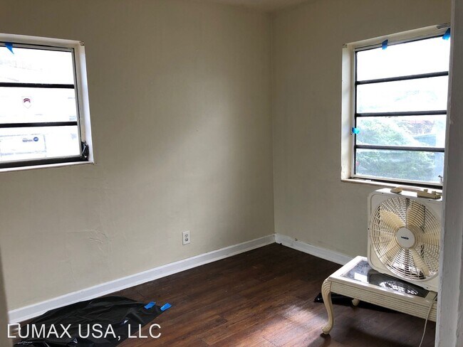 4 br, 1 bath House - 1306 NW 11 COURT photo'