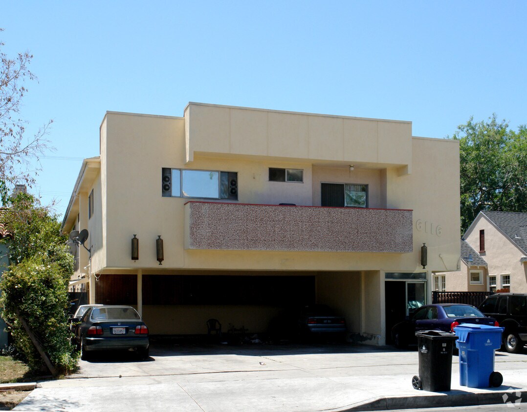 Building Photo - 6116 Cashio St