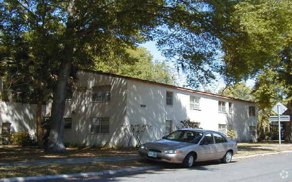 Primary Photo - 1005 S New York Ave
