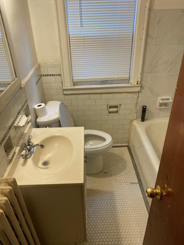 Foto del edificio - 17189 Santa Rosa Dr