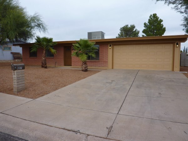 Building Photo - 607 N De Medici Pl