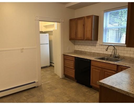 Building Photo - 258 Highland Ave