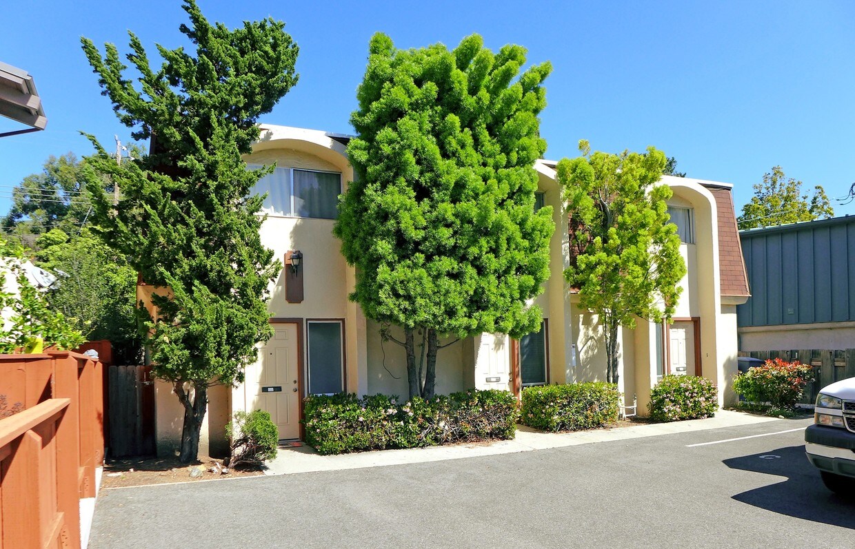 1220 Southwood Dr, San Luis Obispo, CA 93401 Townhomes for Rent San Luis Obispo, CA
