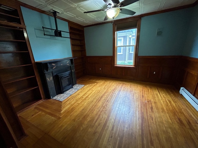 Building Photo - 54 Summer St