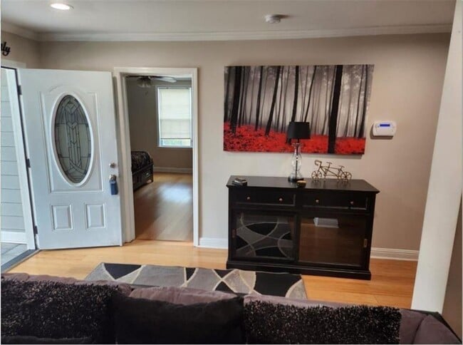 Foto del edificio - 176 Racine St SW