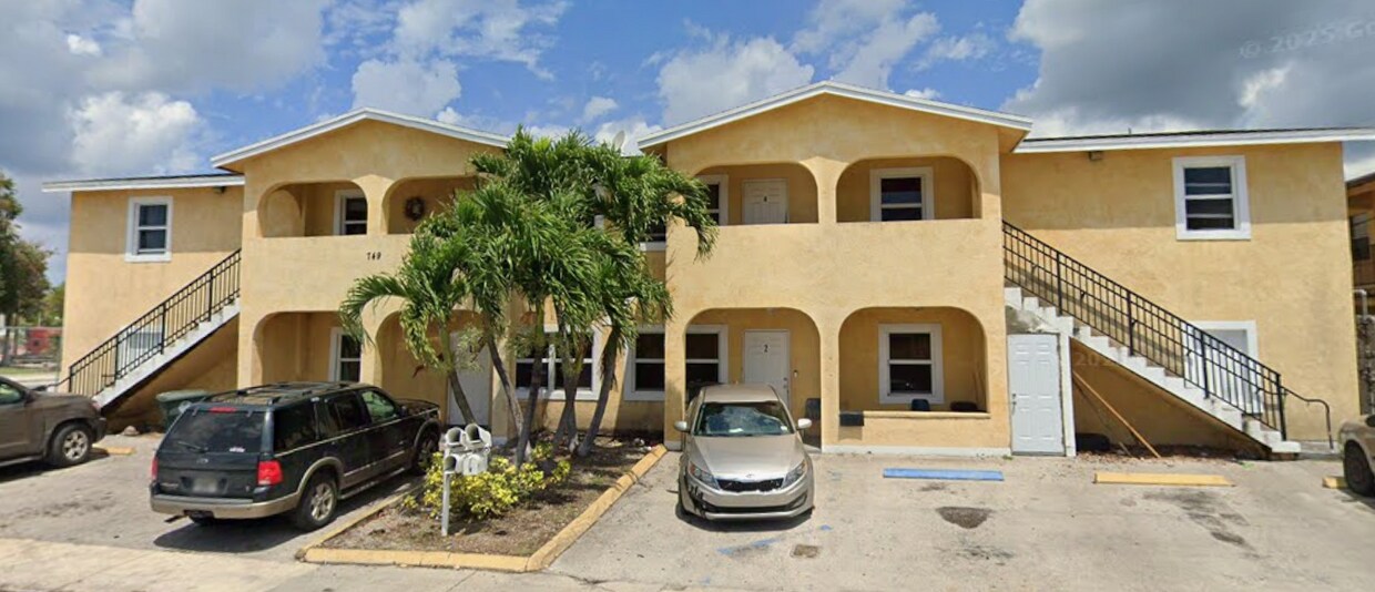 Foto del edificio - 749 SW Avenue C