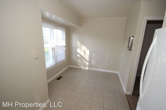 Building Photo - 3 br, 3.5 bath House - 602 Ivy League Lane