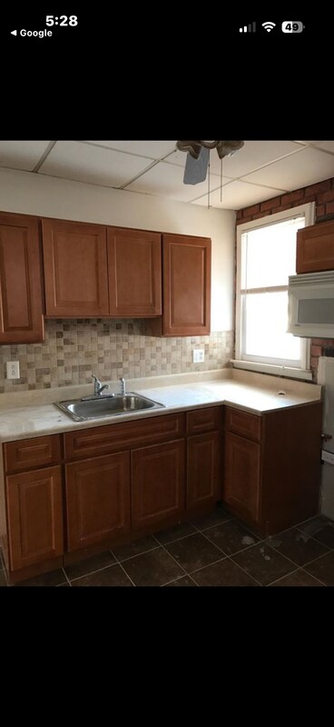 Foto del edificio - 5240 Sylvester St