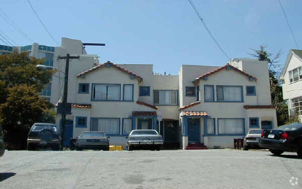 Foto del edificio - 118 Hamilton Pl