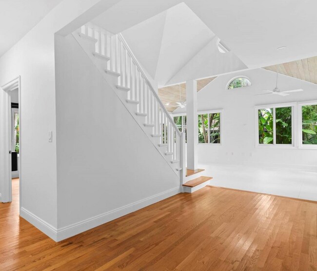 Building Photo - 3945 Loquat Ave