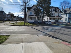 Building Photo - 1330 Midland Ave