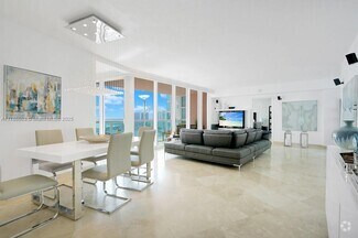 Building Photo - 3370 Hidden Bay Dr