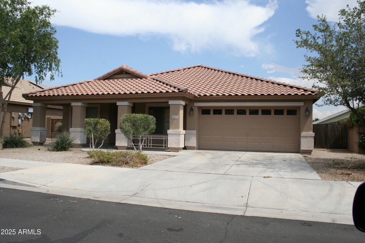 Foto principal - 16423 W Monroe St