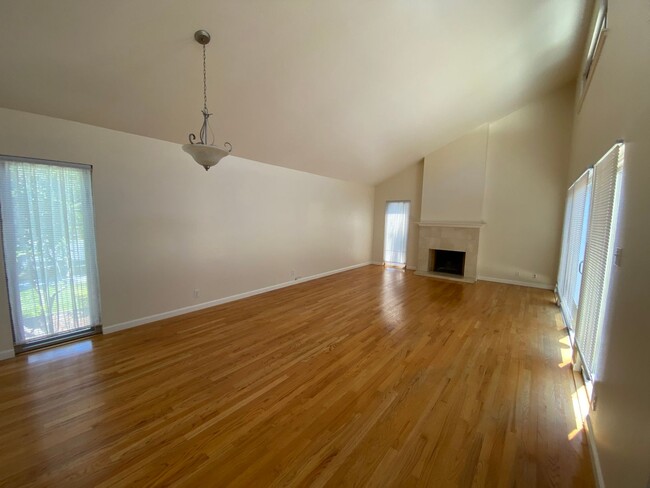 Foto del edificio - 1100 Island Dr
