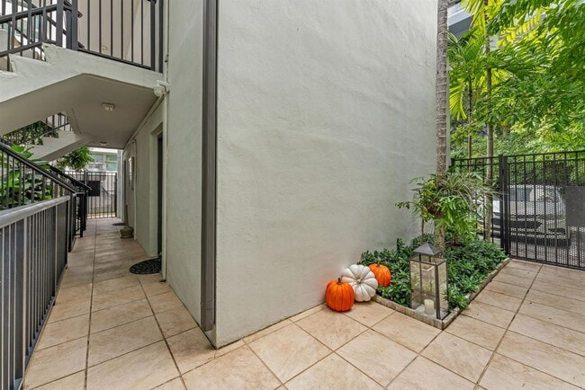 Foto del edificio - 150 SW 10th St