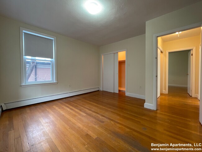 Foto del edificio - 300 Tappan St