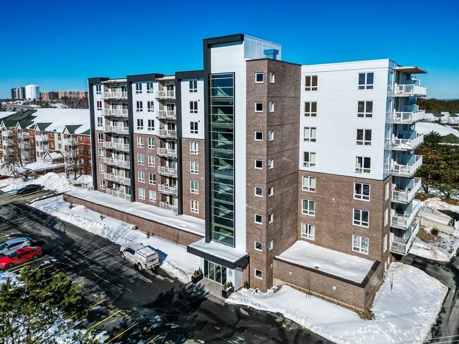 Building Photo - Wedgewood Court