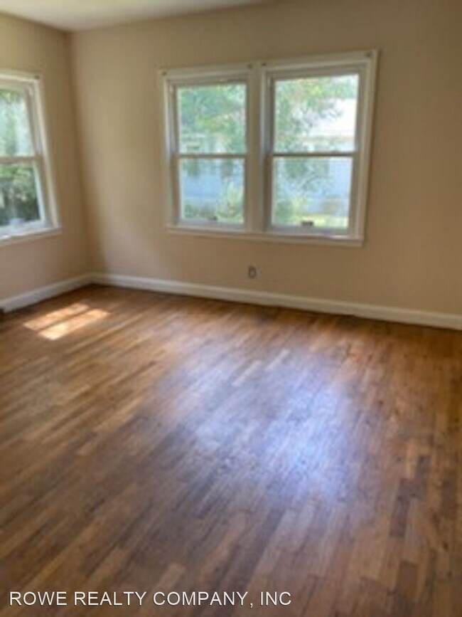 Building Photo - 2 br, 1 bath House - 3923 18TH AVENUE