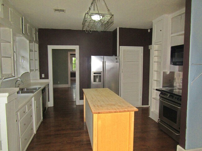 Foto del edificio - Fabulous Home in Historical Edgemere Park ...