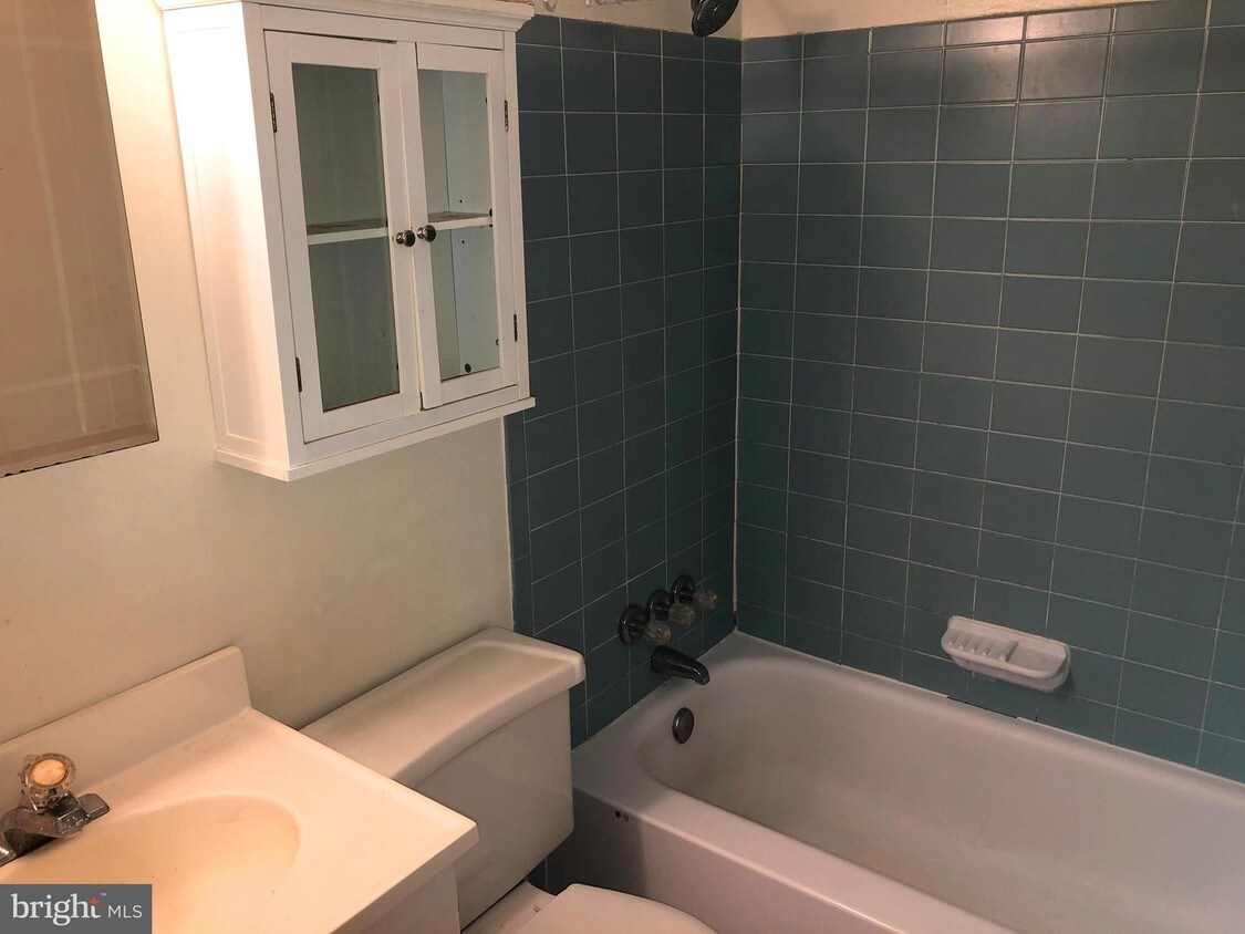 Foto principal - 4701 Pennell Rd