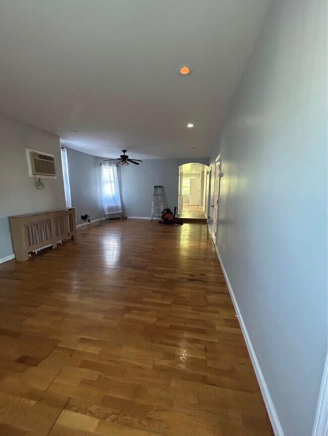 Foto del edificio - 78 W 51st St