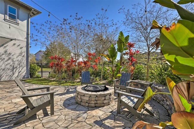 Foto del edificio - 13743 Walcott Avenue