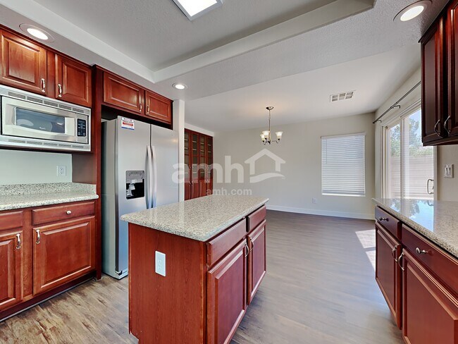 Foto del edificio - 10685 Timber Stand St