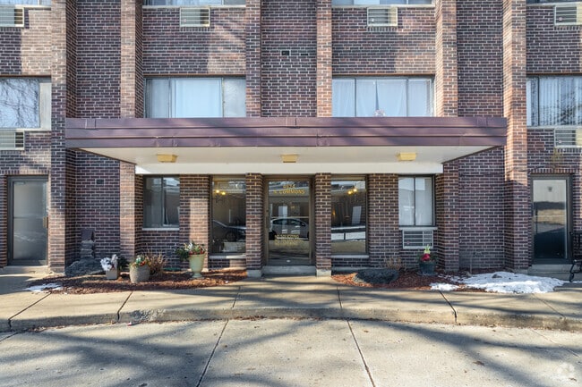 Building Photo - Pueblo Commons Condominiums