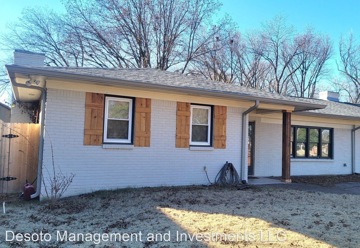 Primary Photo - 2 br, 1 bath House - 6871 Wallace Lane B