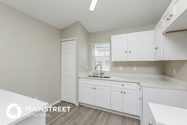 Building Photo - 6250 Kaieteur Ln