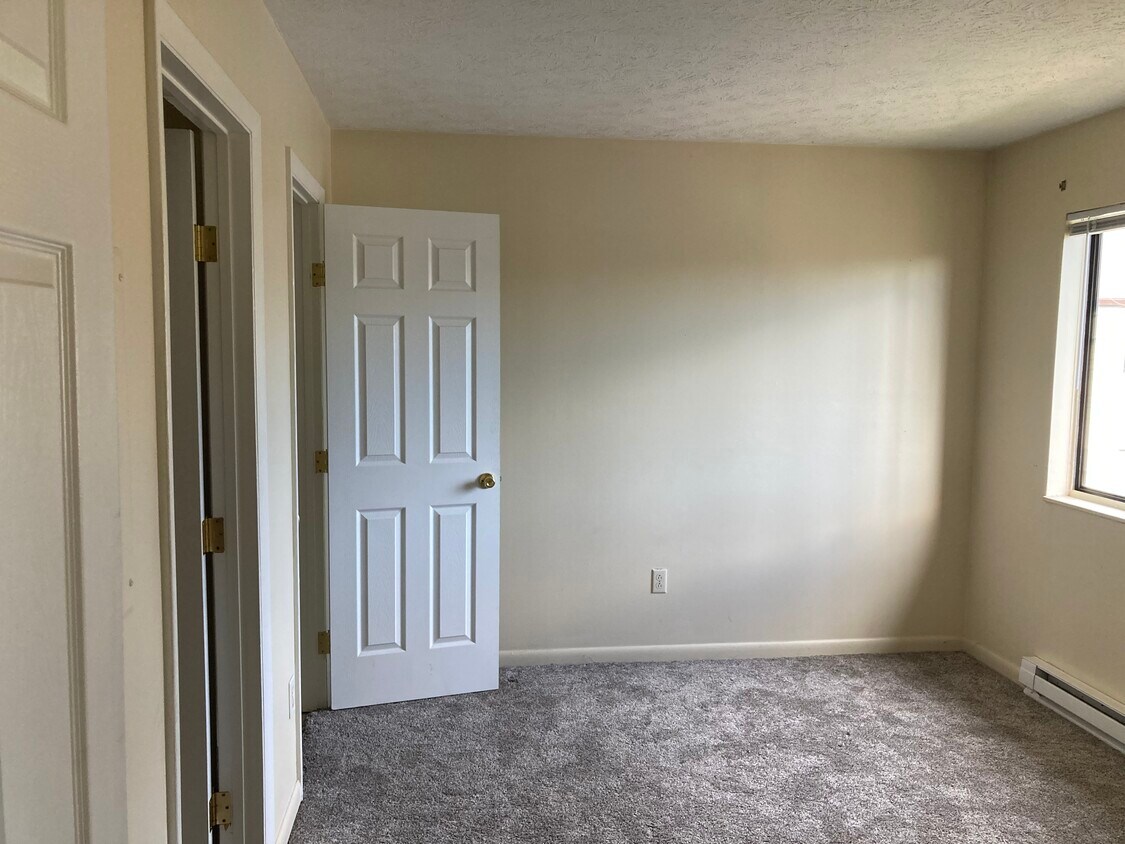 211 Tower Dr Unit 1br, New Vienna, OH 45159 Apartments in New Vienna