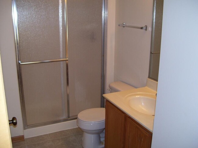 Foto del edificio - 2 bedroom in Naperville IL 60564