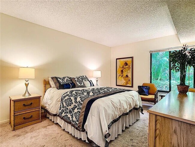 Building Photo - 6287 Bahia del Mar Cir