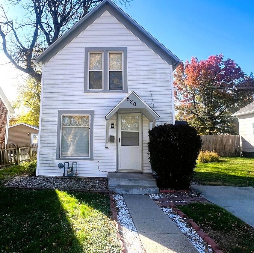 Primary Photo - 2 Bedroom House in Boone