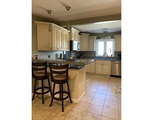 Primary Photo - 3 bedroom in Dartmouth MA 02748