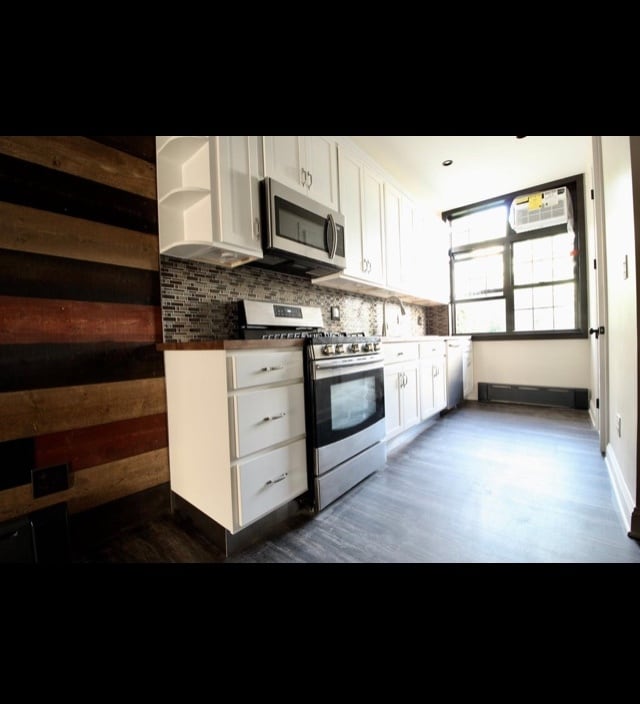 Building Photo - 72-11 62nd St