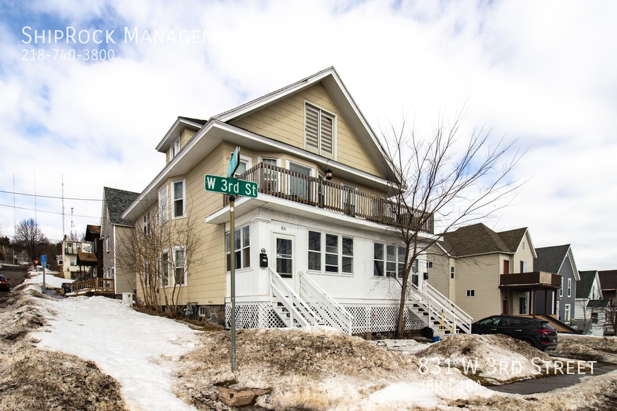 Primary Photo - 831 W 3rd Street