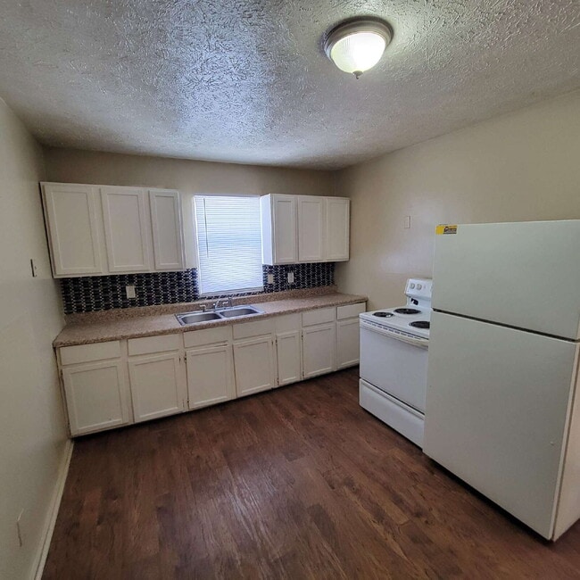 Foto del edificio - East side 4 Bedroom