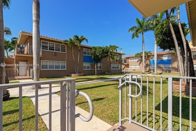 Foto del edificio - 1603 N Treasure Dr