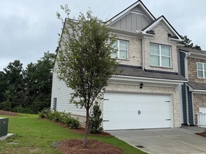 Building Photo - Room in Townhome on Greyton Dr