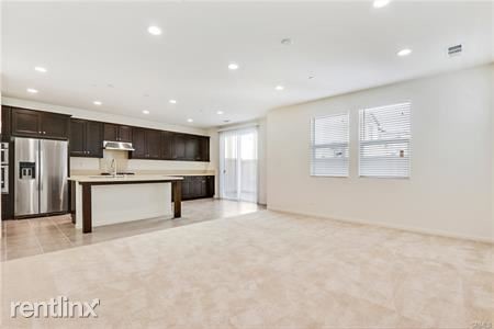 Primary Photo - 3 br, 3 bath House - 327 Calle Elegante