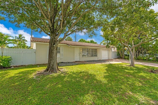 Foto del edificio - 3420 SW 16th St