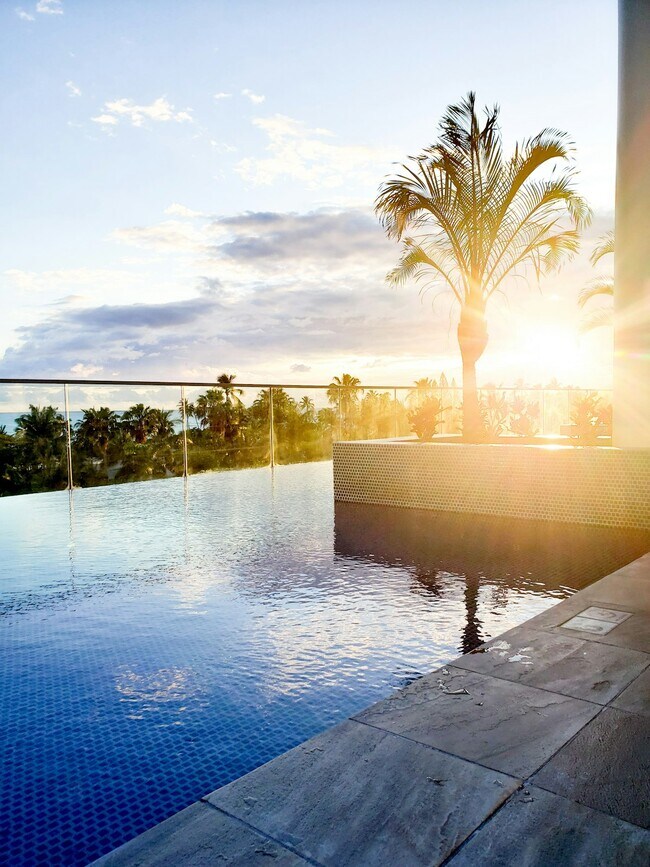 Foto del edificio - 223 Saratoga Rd