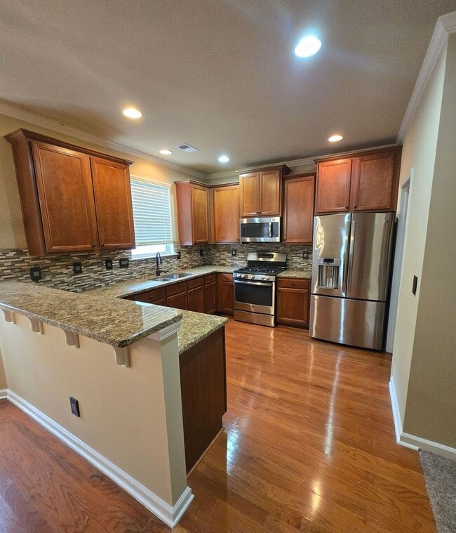 Building Photo - 73 Puttenum Way