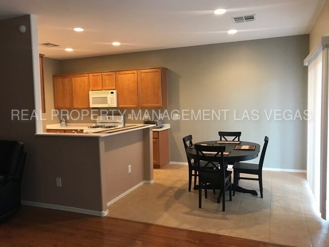 Foto del edificio - LOVELY 3 BEDROOM HOME IN SUN CITY ALIANTE