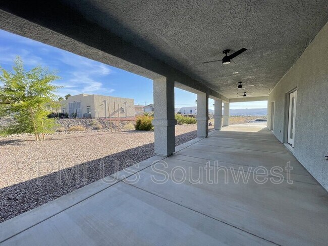 Building Photo - 2519 Valley Vista