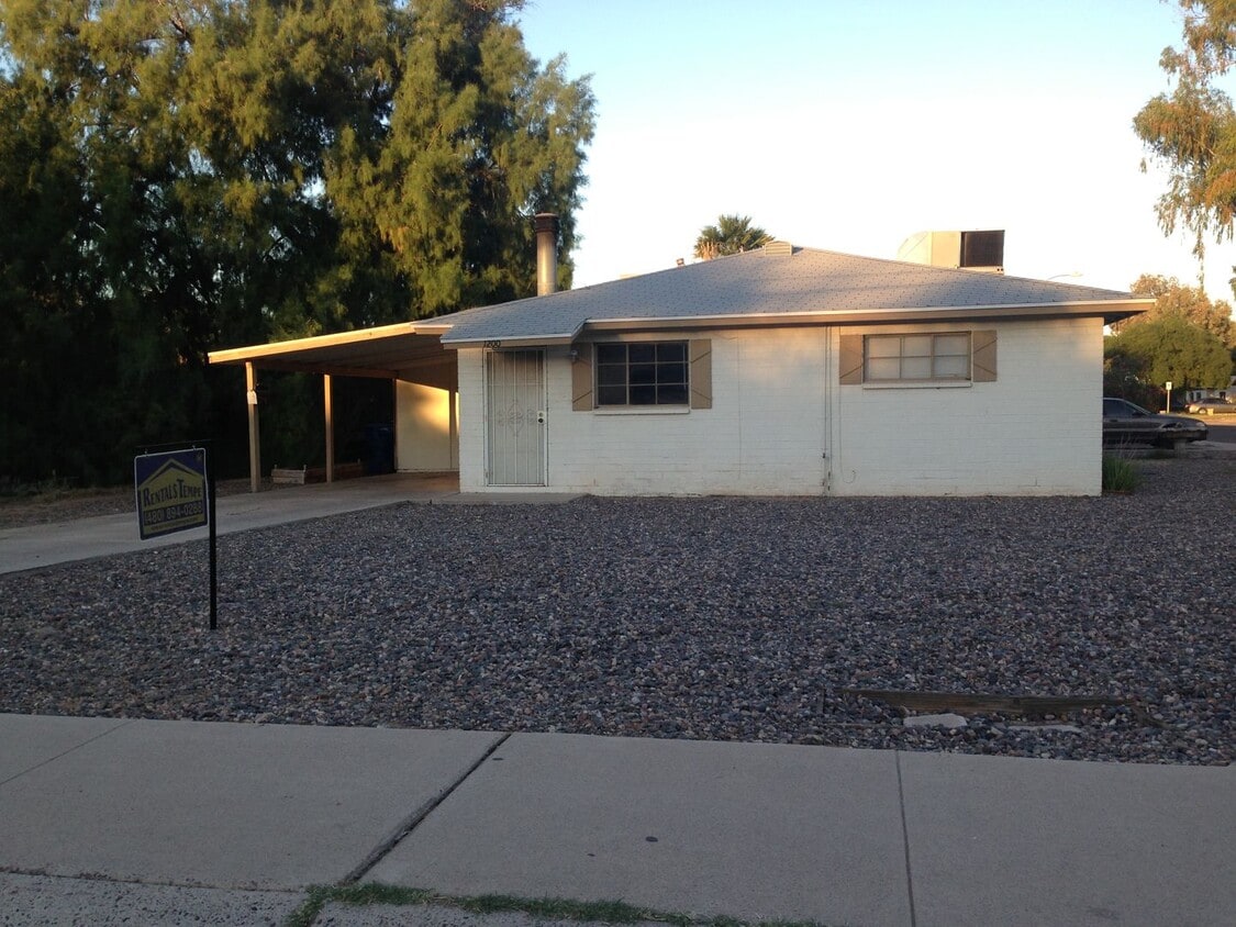 Primary Photo - **Bright & Connected 1-Bed in Central Tempe**